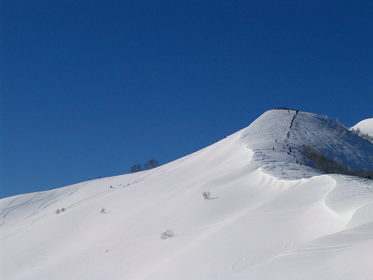 Snow and slopes at ARAI SNOW RESORT